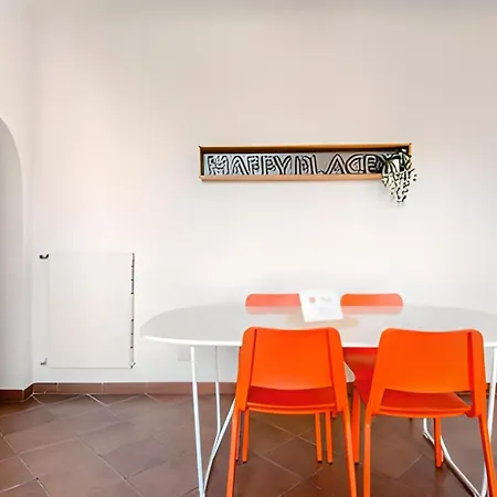 Giulia In Trastevere *